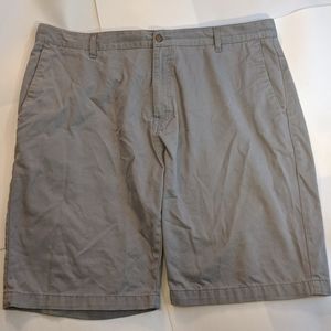 Volcom Corpo Class Men`s Gray Shorts Size 40